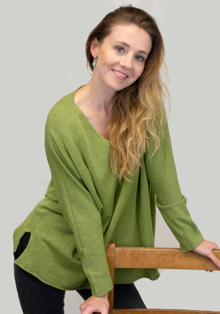 Cashmere Mix V Neck Knit in Shades of Green